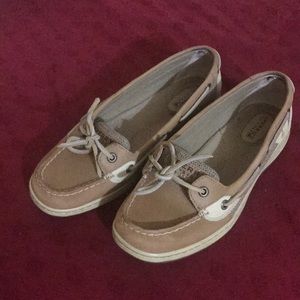 Sperry shoe